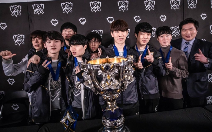 旗手通常是 旗手通常是