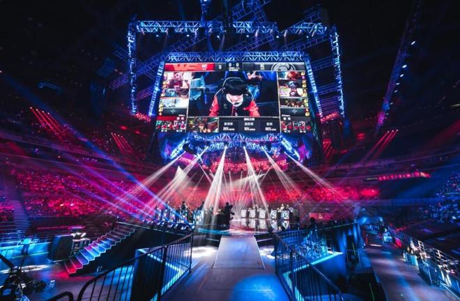 球世界中 球世界中