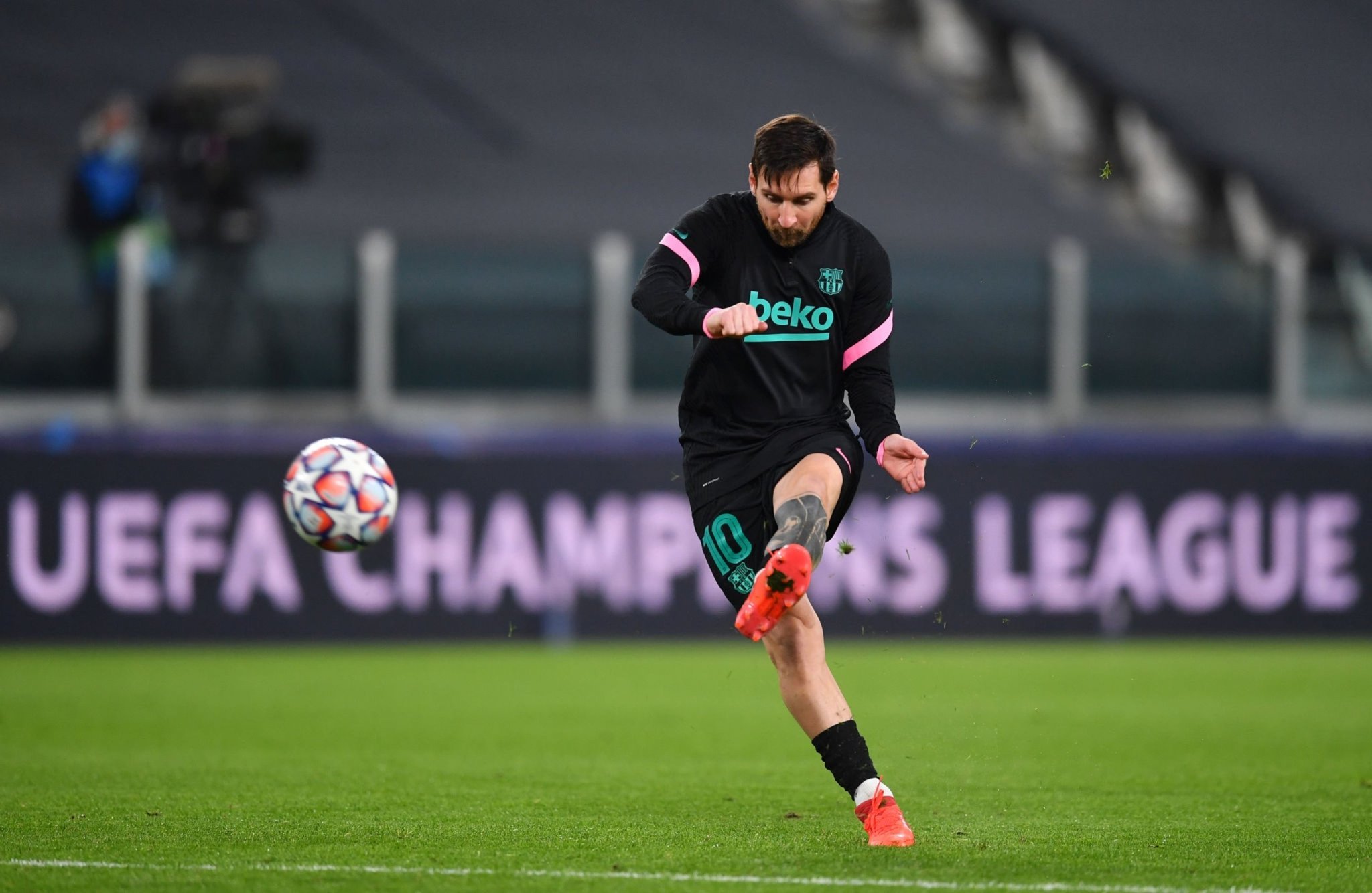 可避免地与 可避免地与